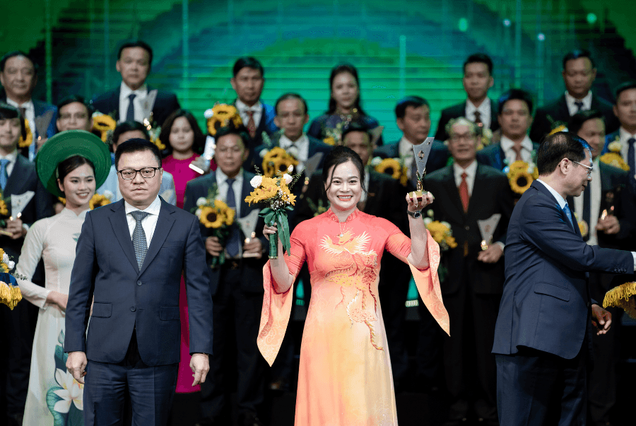 Nam Viet Food and Beverage JSC Honourably Received the Vietnam National Brand Award 2024