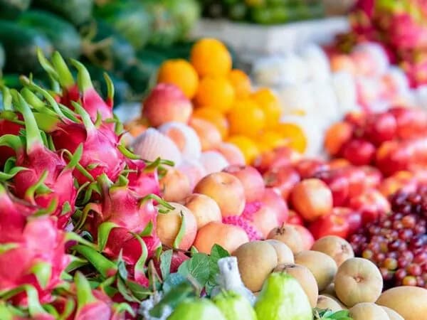 8 Popular Vietnamese Fruits and Vegetables