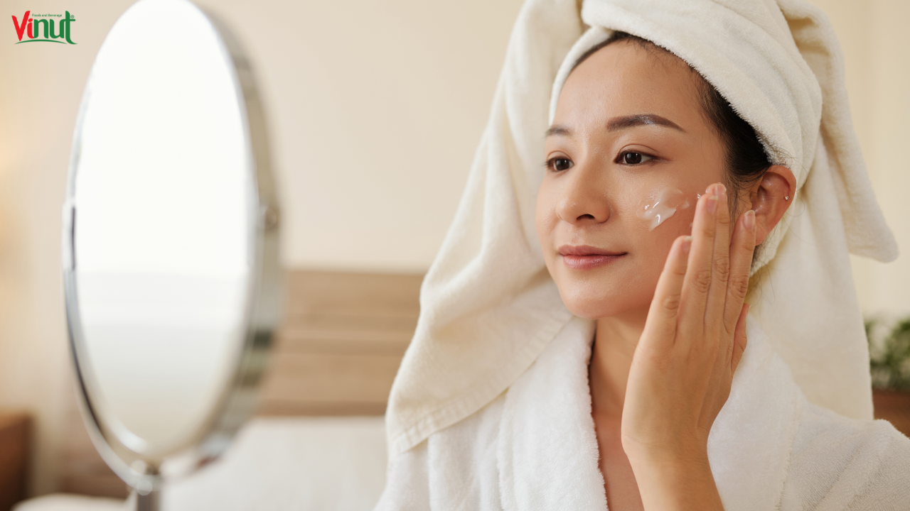 VINUT_Slows Signs of Aging