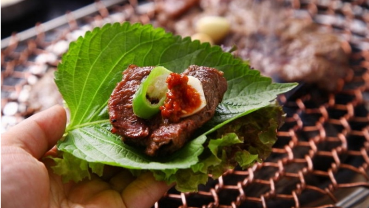 VINUT__Perilla leaf kimchi or as wraps for grilled meats