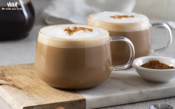 VINUT_The drink that consists of just espresso and milk is called a Caffè Latte
