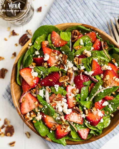 VINUT_Strawberries Salad VINUT_Strawberries Salad