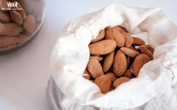 VINUT_Almonds VINUT_Almonds