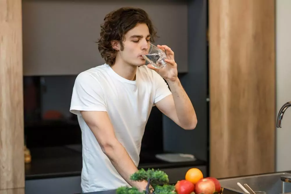 Is There a Best Time to Drink Water? 4 Is There a Best Time to Drink Water?