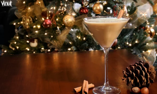 VINUT_A Brief History of Christmas Cocktails VINUT_A Brief History of Christmas Cocktails