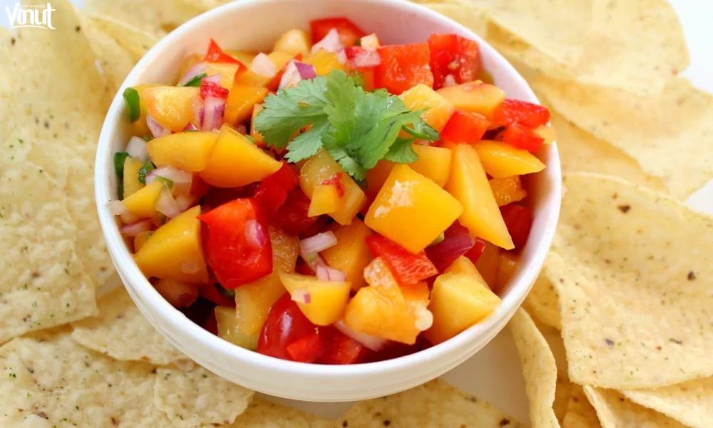Papaya: Exploring the Wonder of A Nutrient-Packed Tropical Delight 4 VINUT_Fresh Papaya Salsa