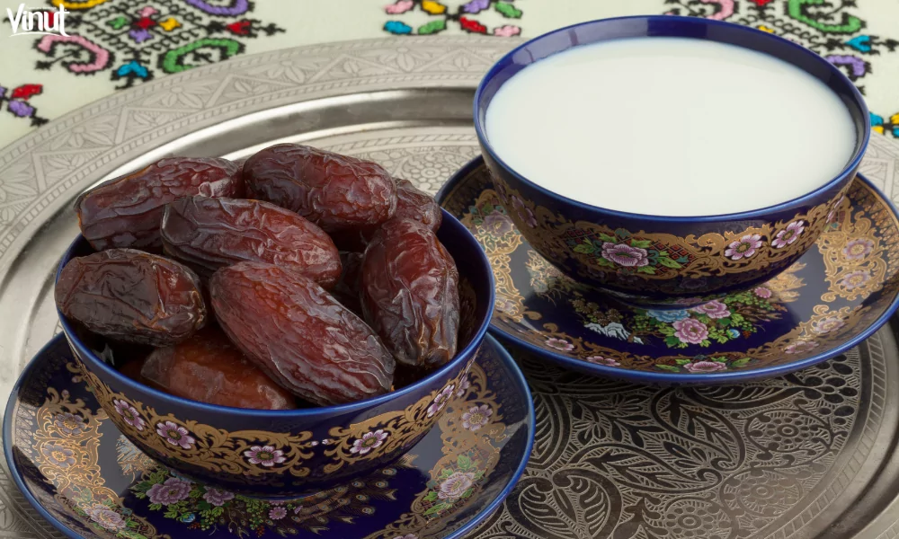 Discover the Perfect Drinks for Ramadan: Refreshing Choices for Iftar and Suhoor 3 VINUT_Dates and Milk