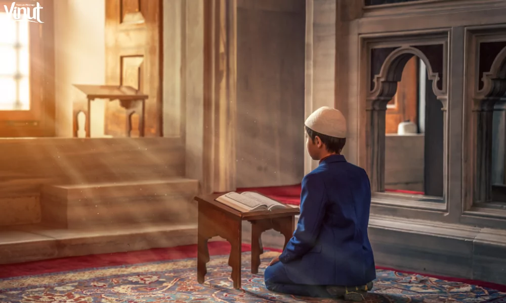 What is Ramadan? Unlocking the Spiritual Journey 3 VINUT_Prayer: Strengthening the Bond with the Divine