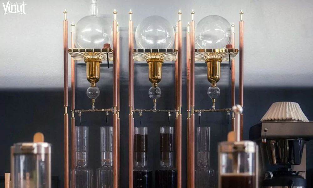 Top 6 Special Coffee Drinks Around The World 8 VINUT_Japan: Kyoto-style Cold Brew