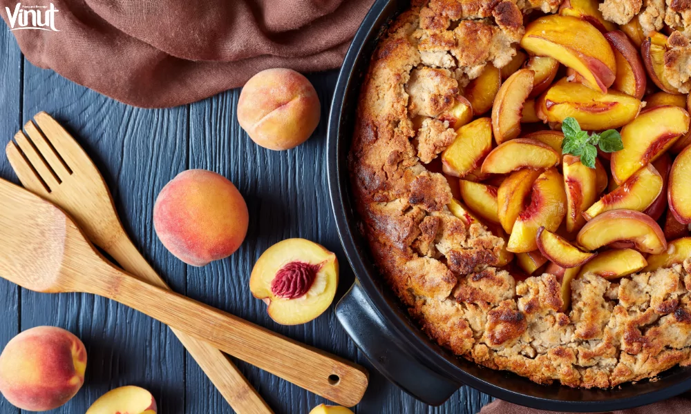 Peaches: A Juicy Fruit for Every Season 8 VINUT_Peach Cobbler