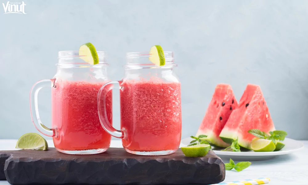 Watermelon Juice: Exploring Trends for Refreshing Summer Drinks 7 VINUT_Blended Watermelon Juices