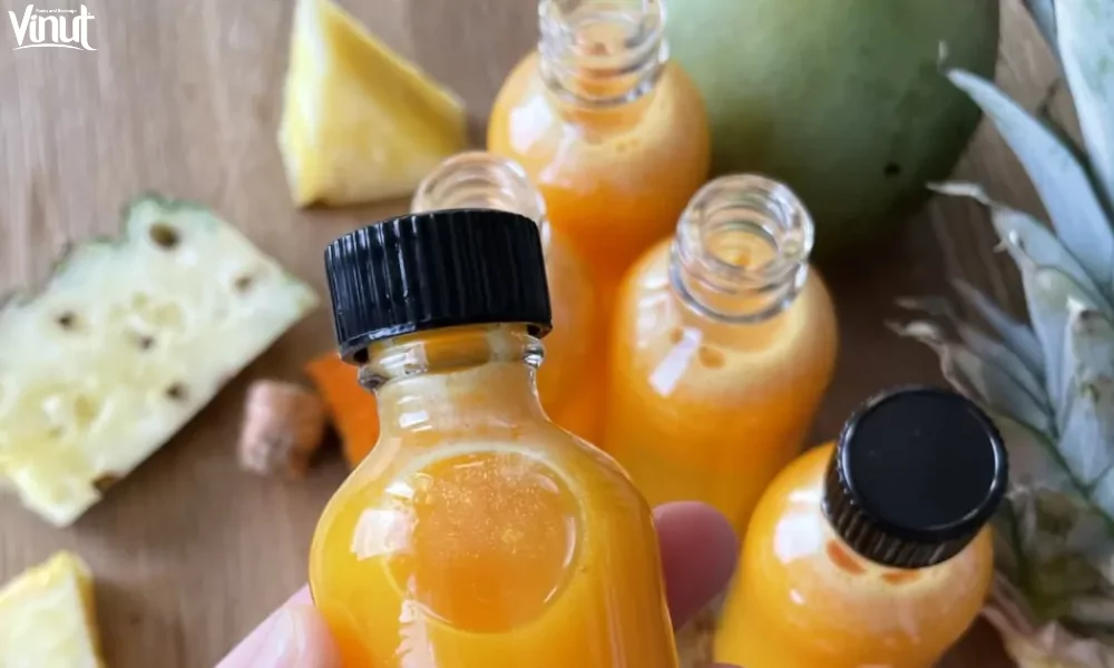 Top Summer Juices for Hydration and Refreshment 5 VINUT_Mango, Pineapple, and Turmeric Juices