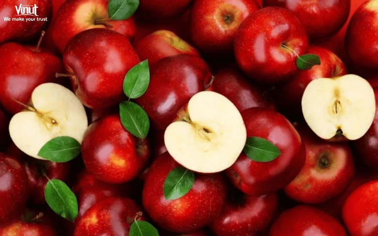 Exploring the World's Top 10 Popular Fruits 17 VINUT_Apples
