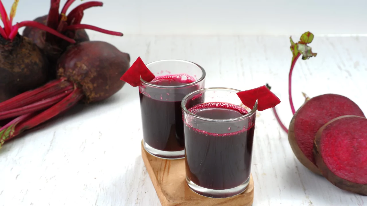 The 5 Best Juices to Start Your Morning 17 VINUT_Beetroot Juice: Stamina and Cognitive Enhancement