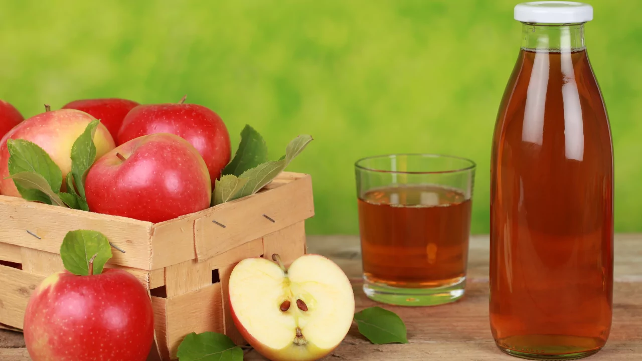 The Health Benefits of Apple Juice: Why an Apple a Day Still Works 20 VINUT_Considerations and Moderation
